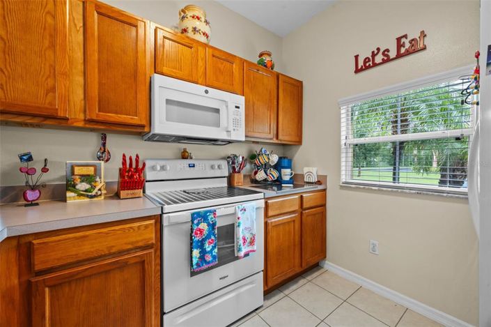 Image No.13-3 Bed Townhouse for sale