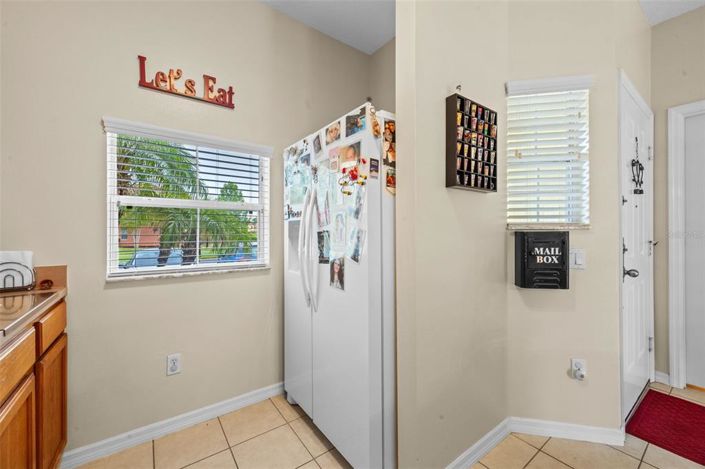 Image No.14-3 Bed Townhouse for sale