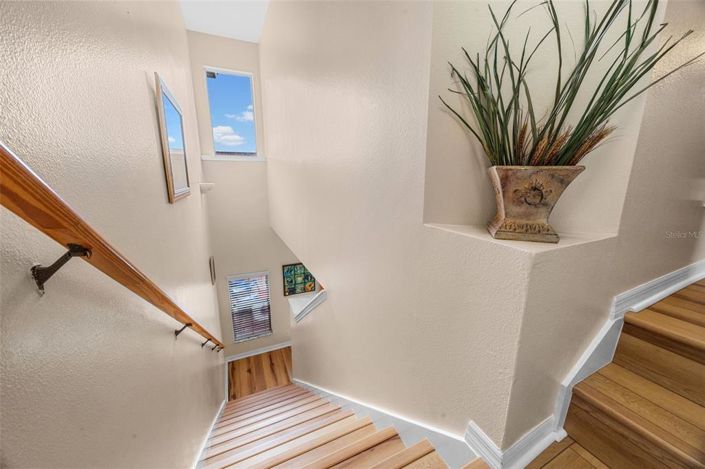 Image No.17-3 Bed Townhouse for sale