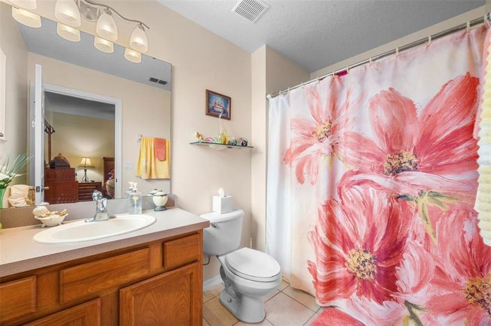 Image No.30-3 Bed Townhouse for sale