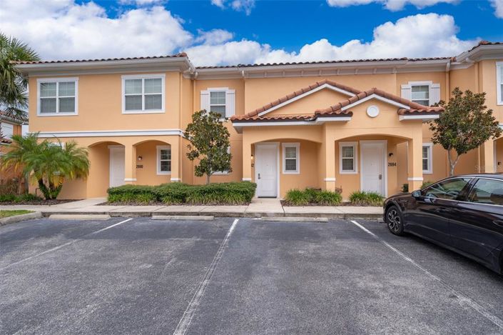 Image No.1-Maison de ville de 2 chambres à vendre à Kissimmee
