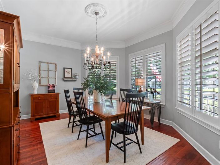 Image No.13-6 Bed Property for sale