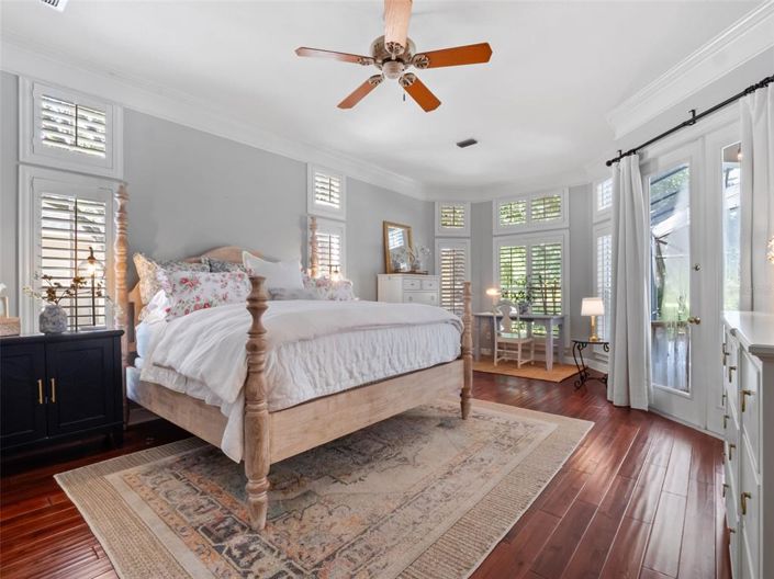 Image No.26-6 Bed Property for sale