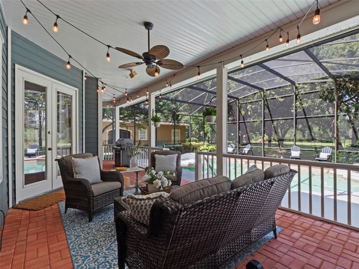 Image No.46-6 Bed Property for sale