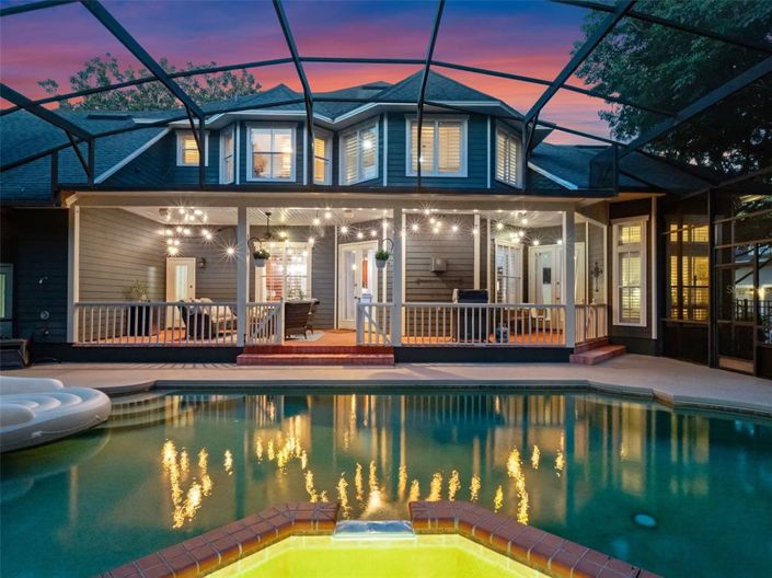 Image No.47-6 Bed Property for sale