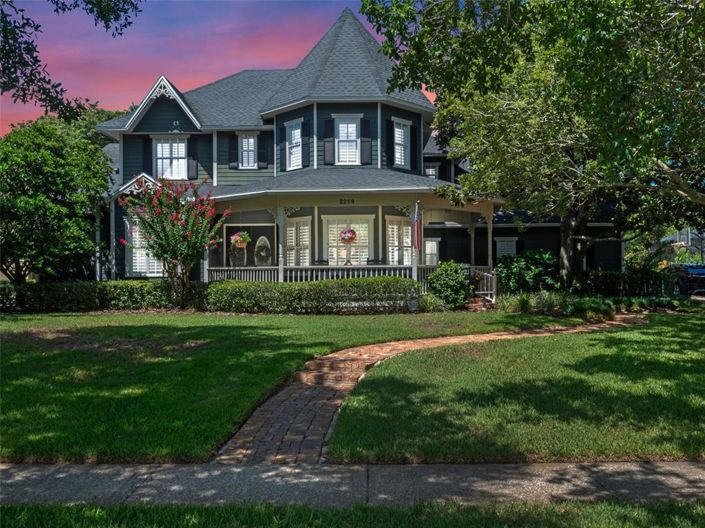 Image No.51-6 Bed Property for sale