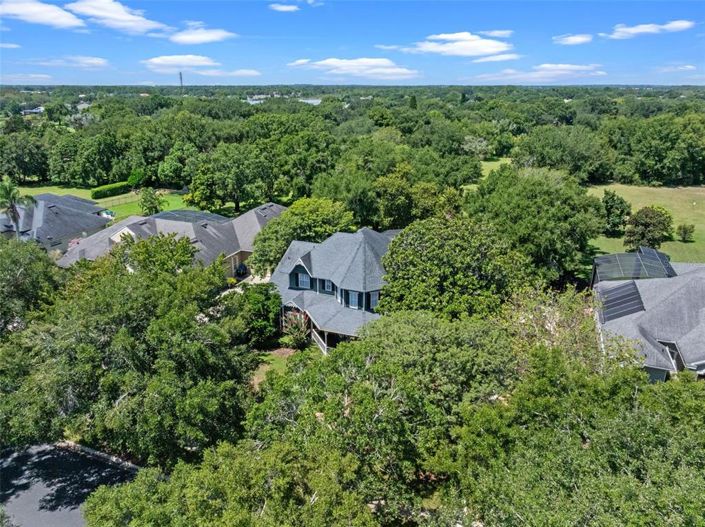 Image No.57-6 Bed Property for sale