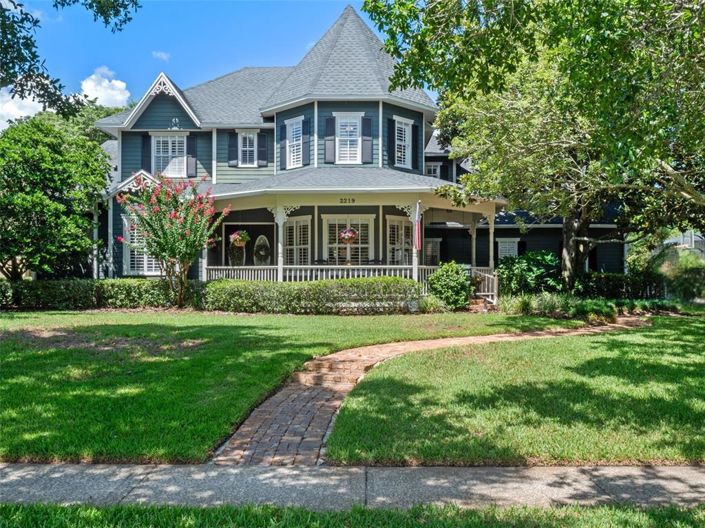 Image No.6-6 Bed Property for sale