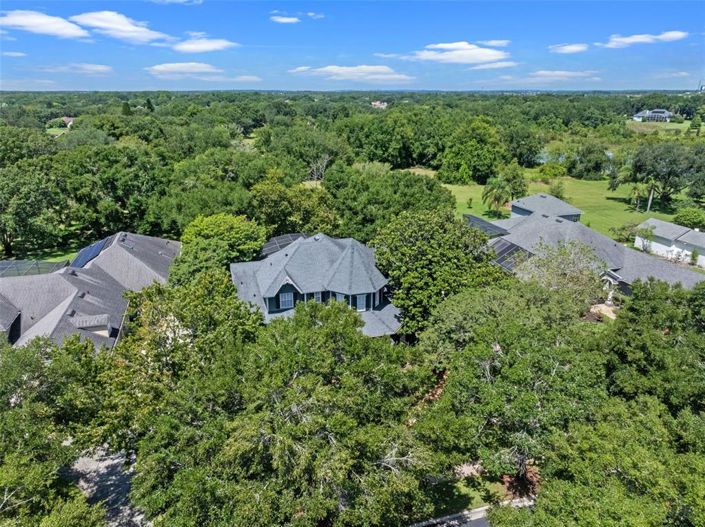 Image No.61-6 Bed Property for sale