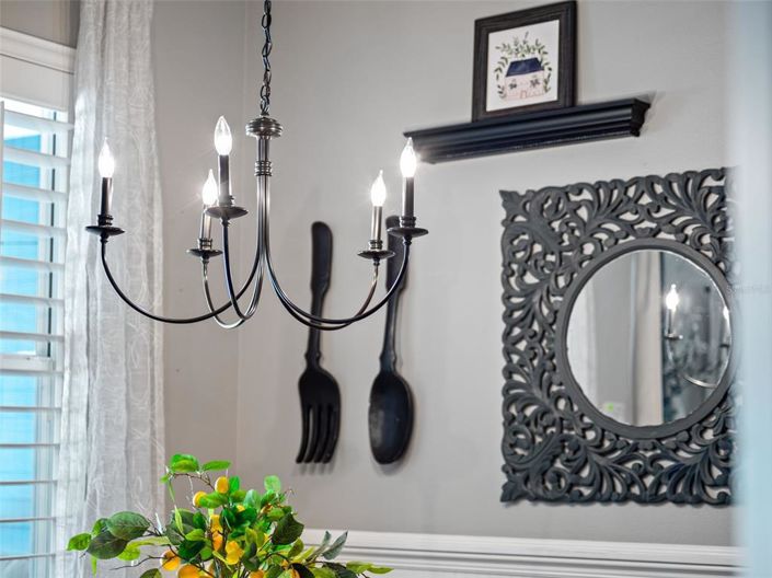 Image No.65-6 Bed Property for sale