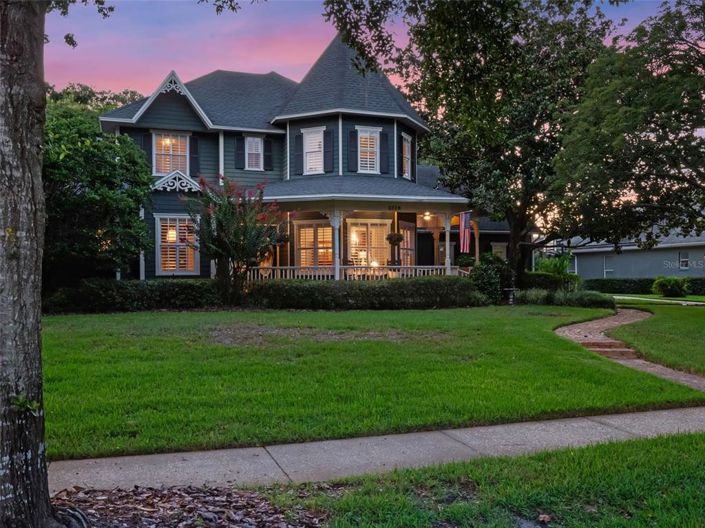 Image No.7-6 Bed Property for sale