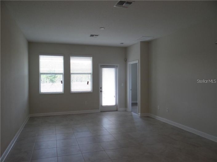 Image No.6-Propriété de 3 chambres à vendre à Kissimmee