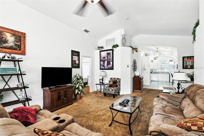 Image No.12-Propriété de 4 chambres à vendre à Kissimmee