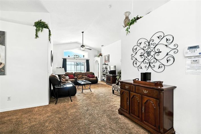 Image No.5-Propriété de 4 chambres à vendre à Kissimmee