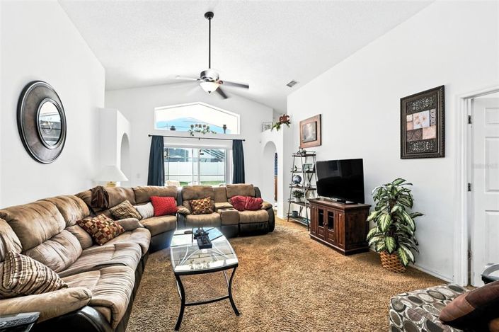 Image No.9-Propriété de 4 chambres à vendre à Kissimmee