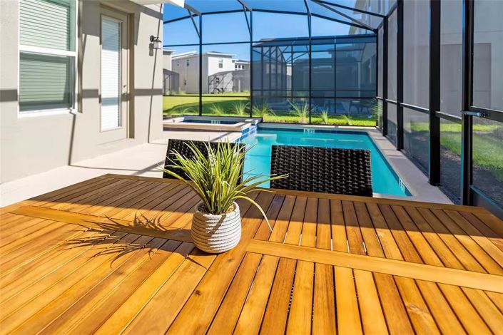 Image No.29-5 Bed Property for sale