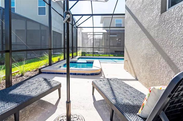 Image No.32-5 Bed Property for sale