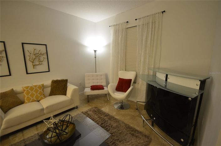 Image No.3-Propriété de 6 chambres à vendre à Kissimmee