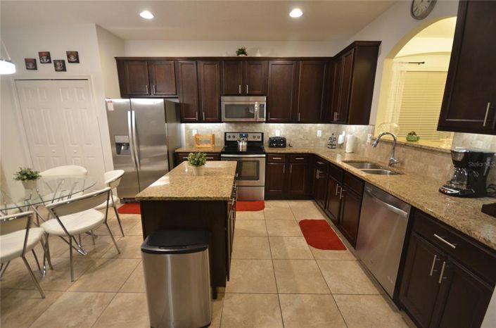 Image No.7-Propriété de 6 chambres à vendre à Kissimmee