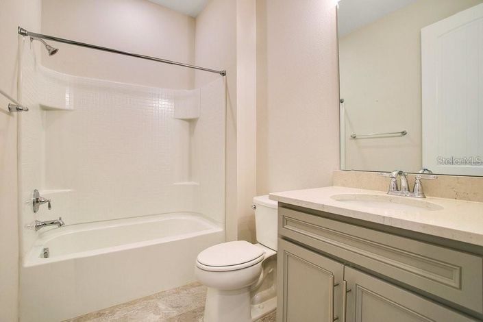 Image No.11-3 Bed Property for sale