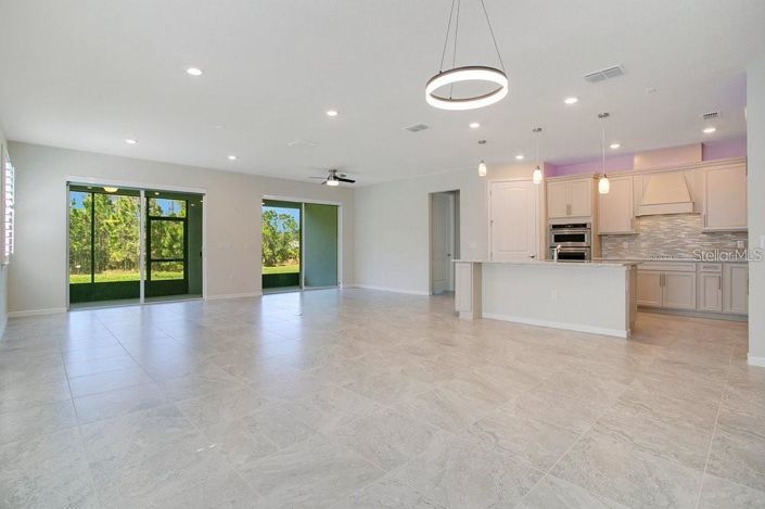 Image No.3-3 Bed Property for sale