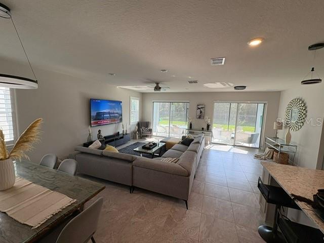 Image No.6-3 Bed Property for sale