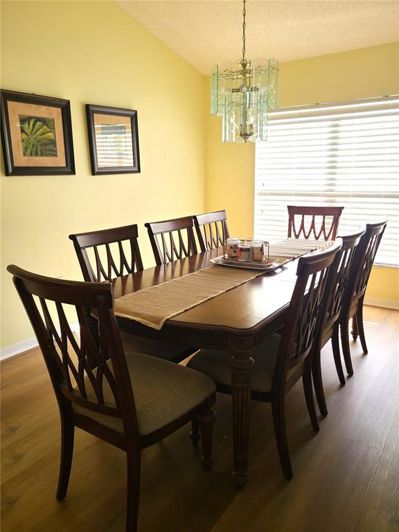 Image No.10-Propriété de 4 chambres à vendre à Davenport