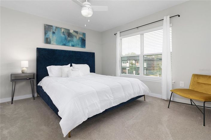 Image No.20-4 Bed Townhouse for sale