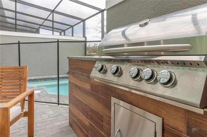 Image No.32-4 Bed Townhouse for sale