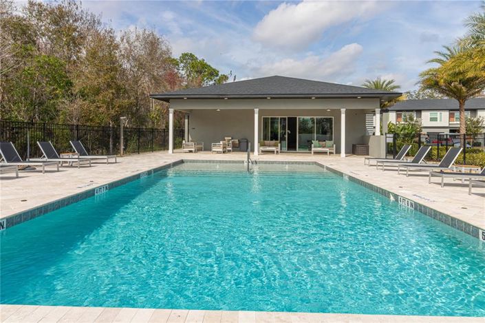 Image No.34-4 Bed Townhouse for sale