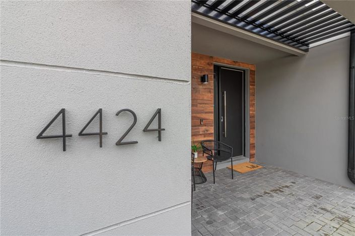 Image No.4-4 Bed Townhouse for sale