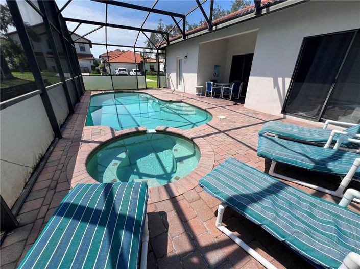 Image No.30-4 Bed Property for sale