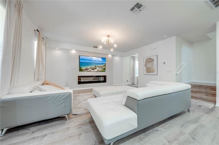 Image No.14-4 Bed Property for sale