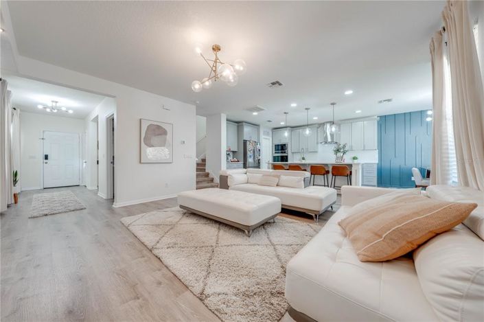 Image No.17-4 Bed Property for sale