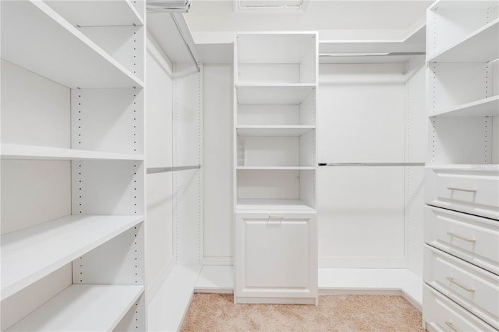 Image No.29-4 Bed Property for sale