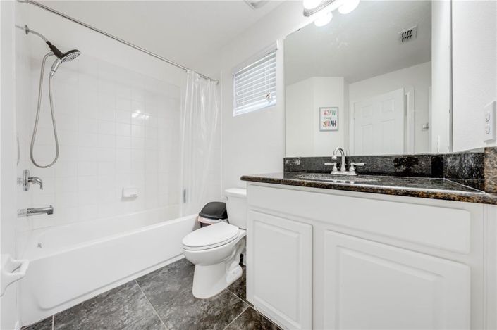 Image No.38-4 Bed Property for sale