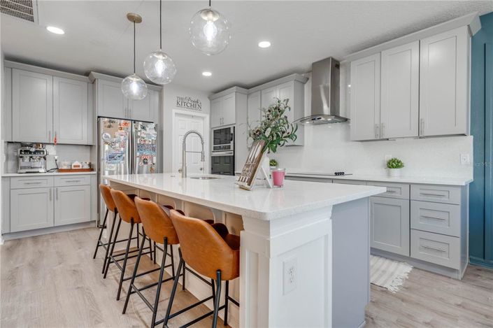 Image No.6-4 Bed Property for sale