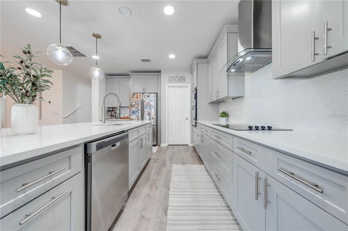 Image No.7-4 Bed Property for sale