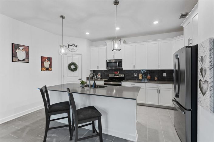 Image No.14-Propriété de 4 chambres à vendre à Davenport