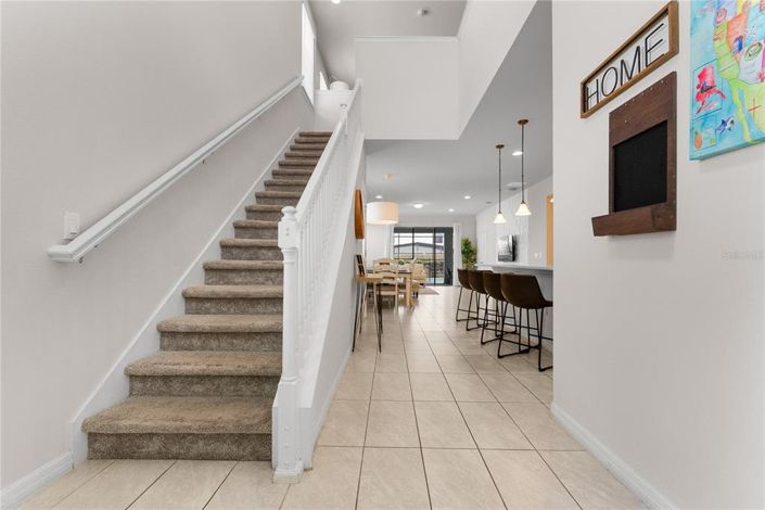 Image No.2-6 Bed Property for sale