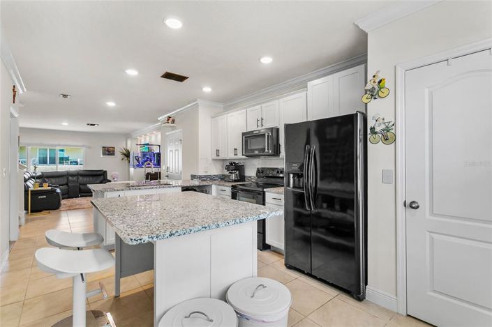 Image No.10-3 Bed Townhouse for sale