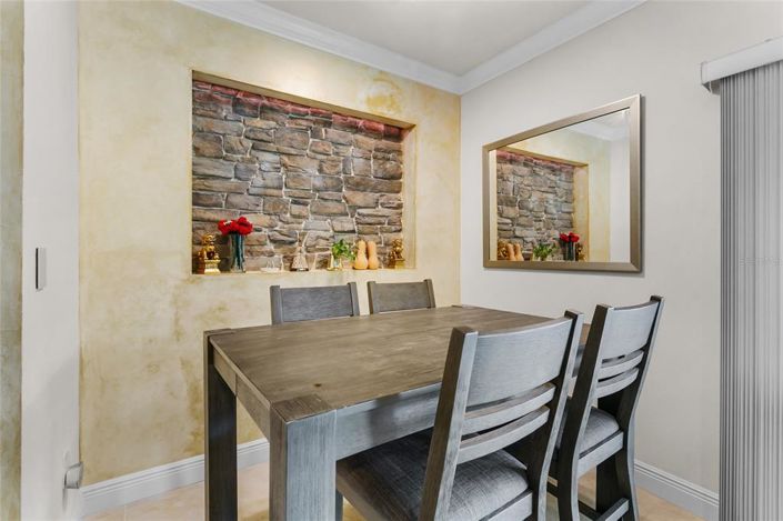 Image No.16-3 Bed Townhouse for sale