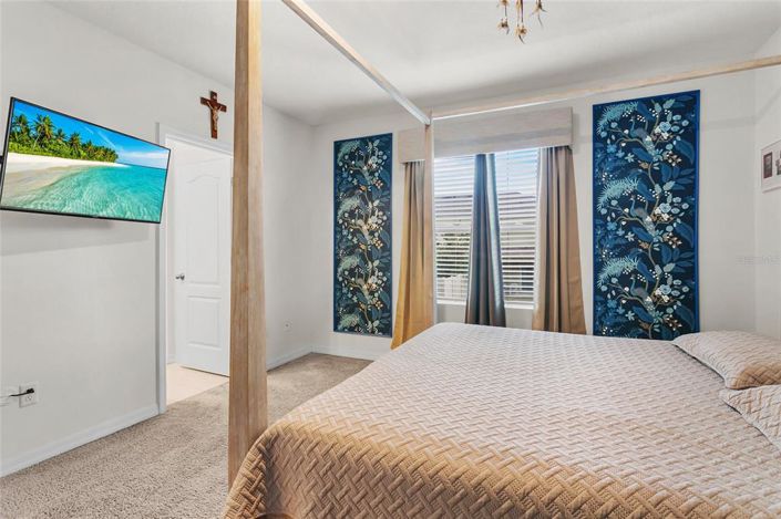 Image No.20-3 Bed Townhouse for sale