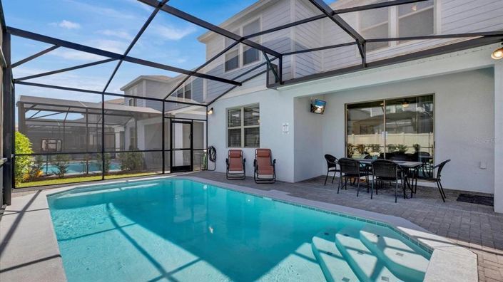 Image No.10-5 Bed Property for sale