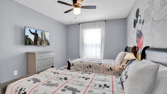 Image No.17-5 Bed Property for sale