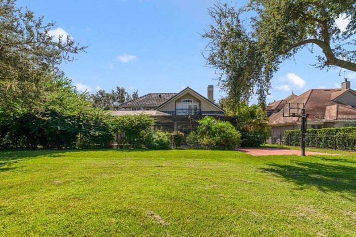 Image No.29-6 Bed Property for sale