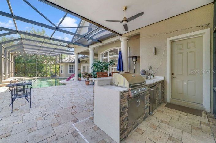 Image No.35-6 Bed Property for sale