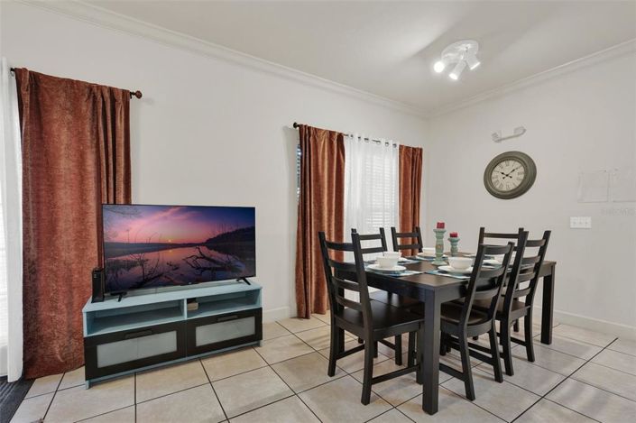 Image No.10-4 Bed Townhouse for sale