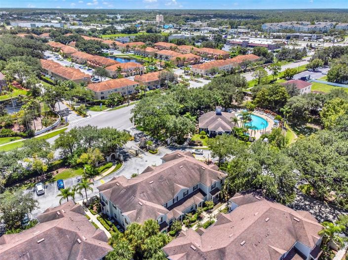 Image No.27-4 Bed Townhouse for sale