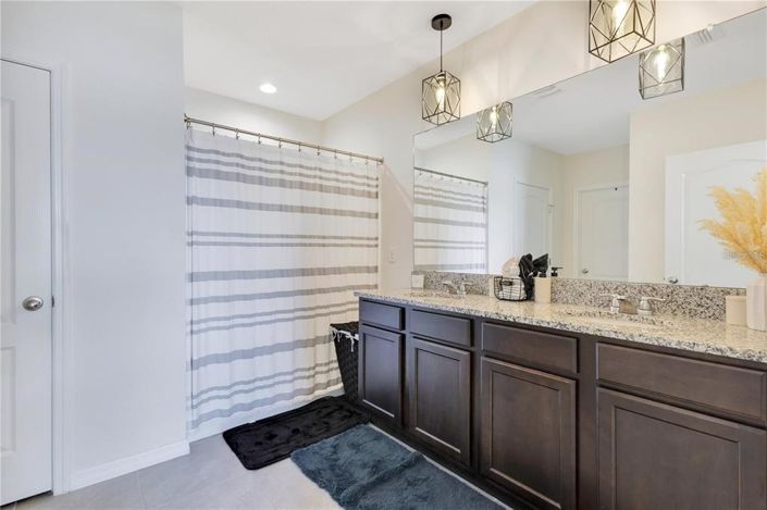 Image No.9-Propriété de 4 chambres à vendre à Davenport